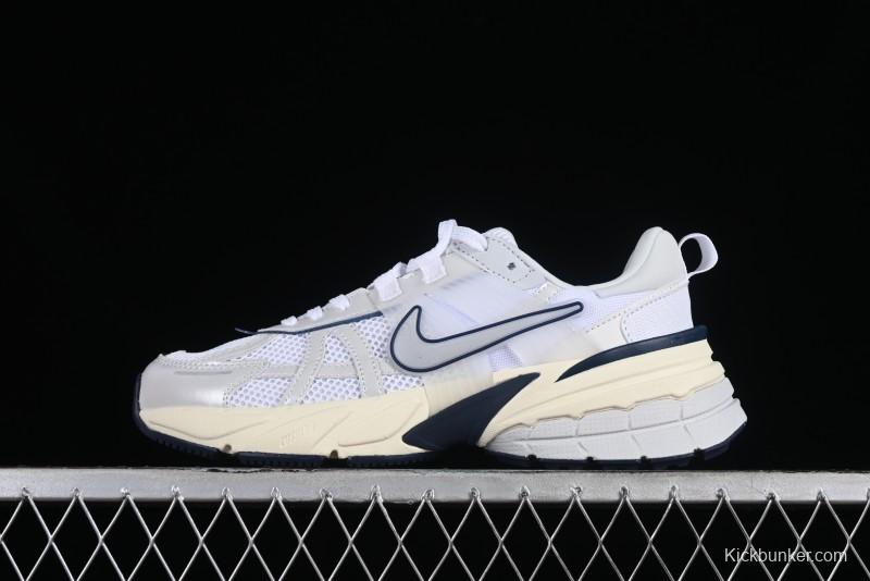 Nike Runtekk V2K Retro Low-Top Running Shoes with Cushlon Midsole - FD0736-102