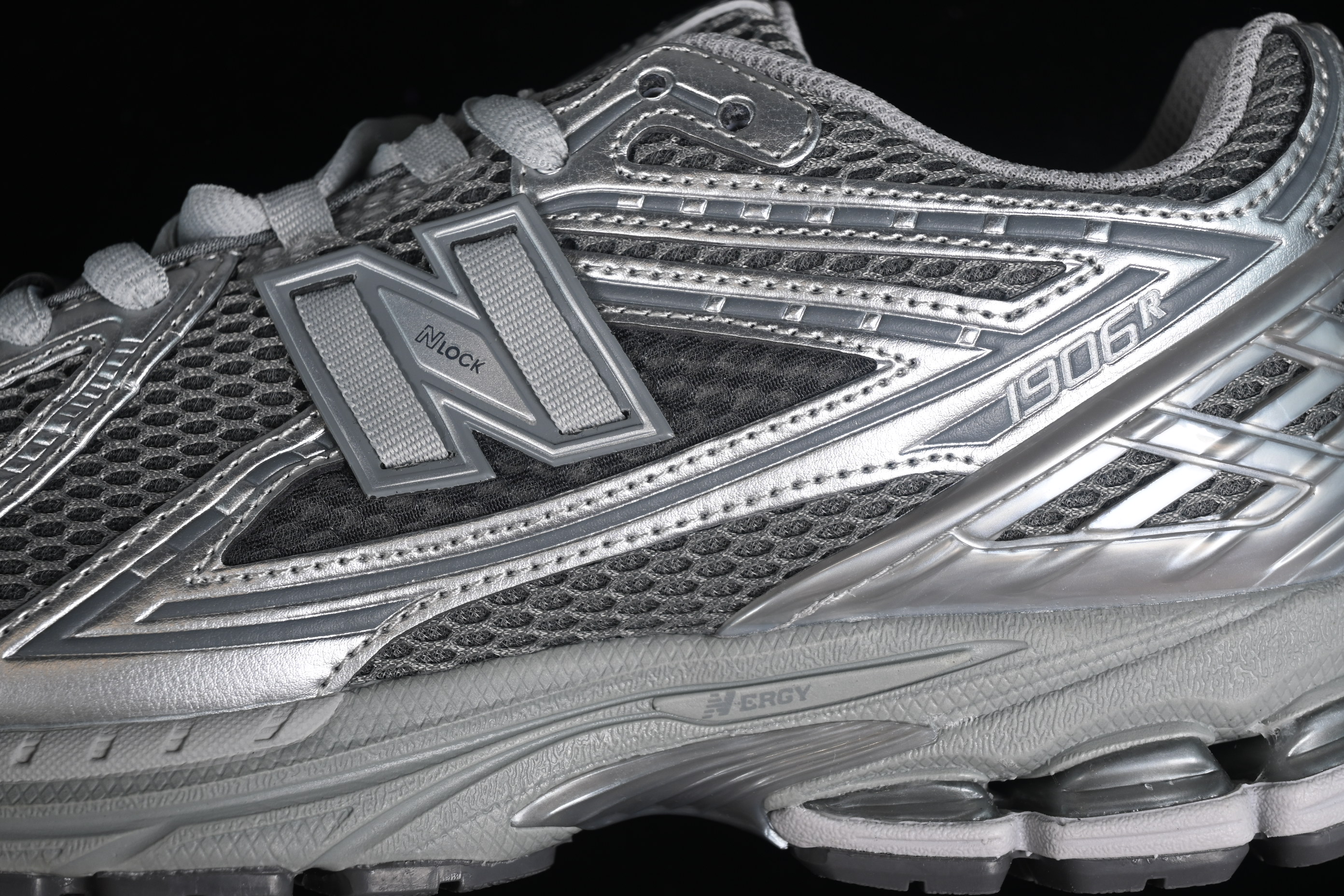 New Balance 1906 Series Retro Dad Style Casual Running Shoes - M1906REH