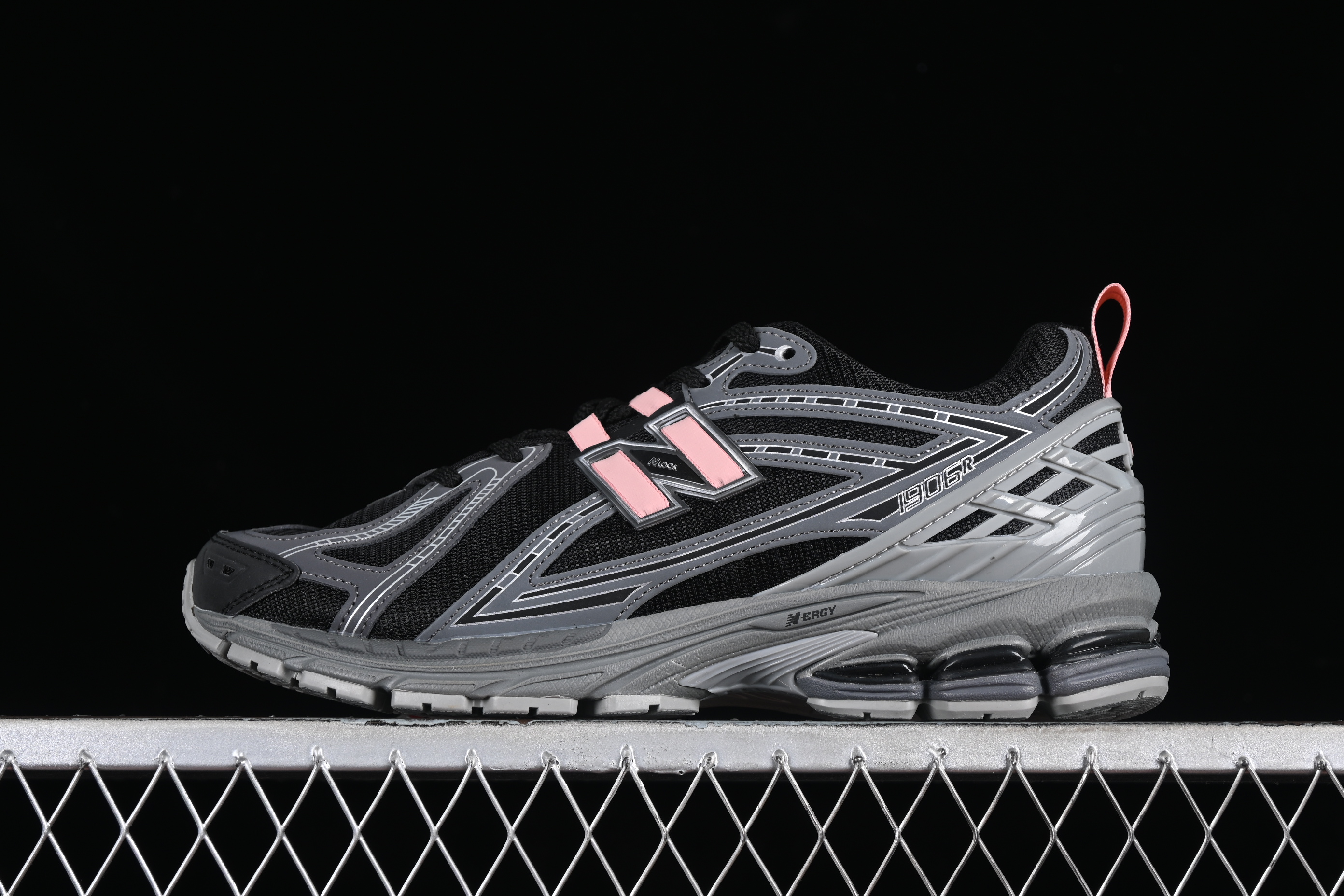 New Balance 1906 Series Retro Dad Style Casual Running Shoes - M1906RHC