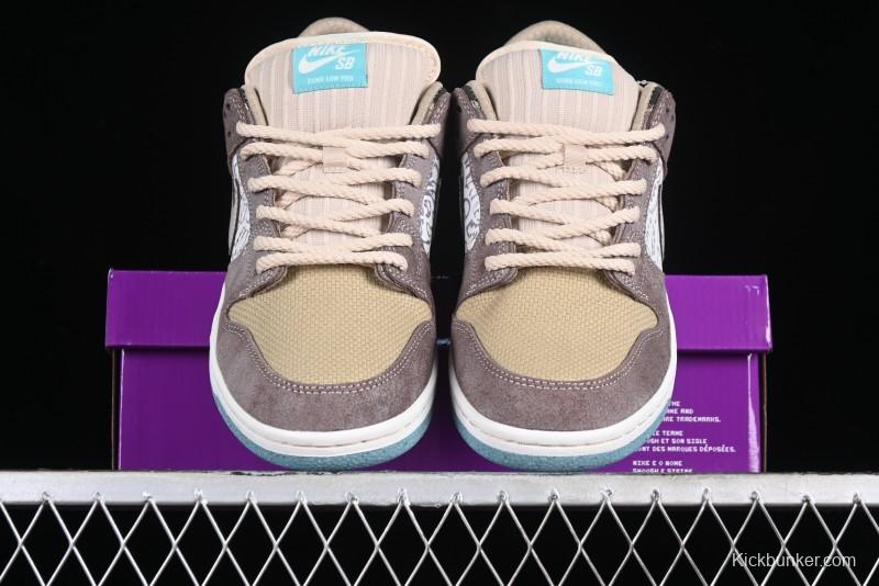 Nike SB Dunk Low Retro Sneakers with Floral Embossed Design and Tiffany Blue Accents - FZ3129-200