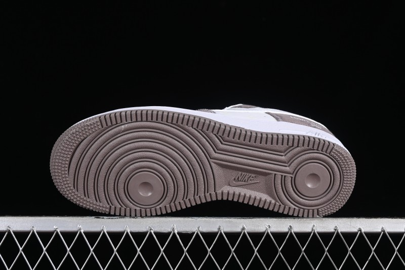 Nike Air Force 1 '07 Low Custom Casual Sneakers with Full-Length Air Cushion - CW2288-111