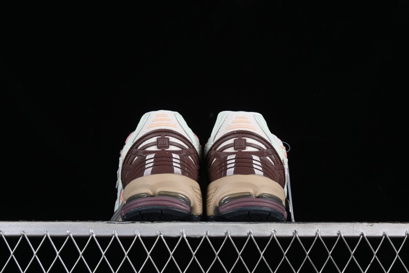 New Balance 1906 Series Retro Dad Style Casual Running Shoes with T-Beam Outsole - M1906ND