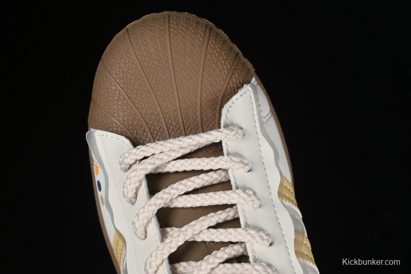 Adidas Superstar GW4440 Casual Sneakers with Shell Toe Design - GW4440