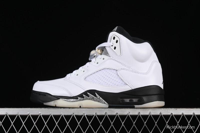 Nike Air Jordan 5 Retro Basketball Shoes in White/Silver/Black - DD0587-110