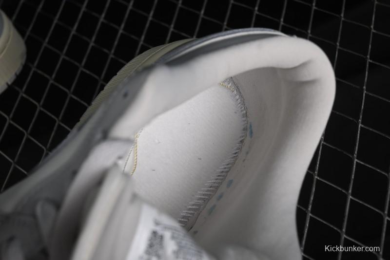 Nike Air Jordan 1 Low Casual Sneakers in White-Grey - FQ7687-300