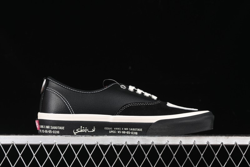 Vans Authentic Low-Top Canvas Sneakers with Vulcanized Sole - VN000BW5BPR