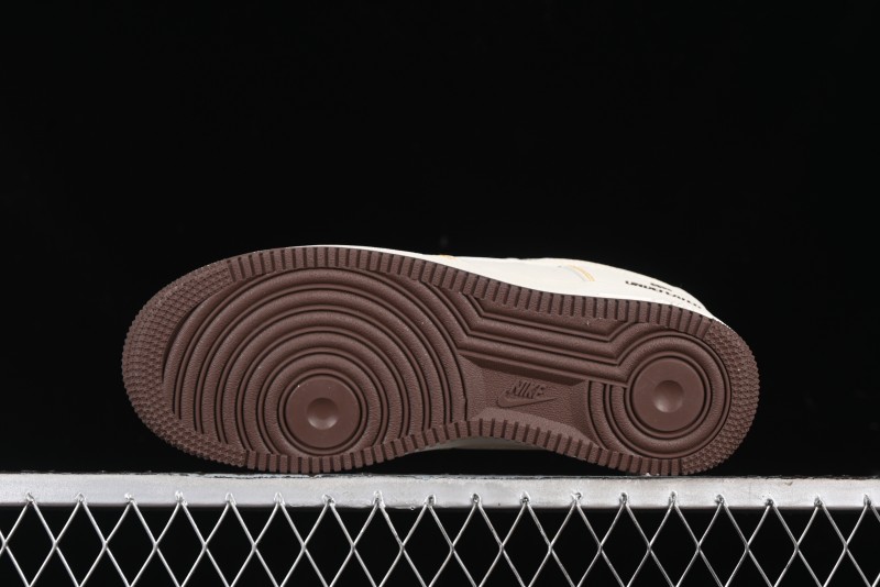 Nike Air Force 1 '07 Low UN Collaboration Casual Sneakers in Off-White with Yellow Stitch - KK3333-002