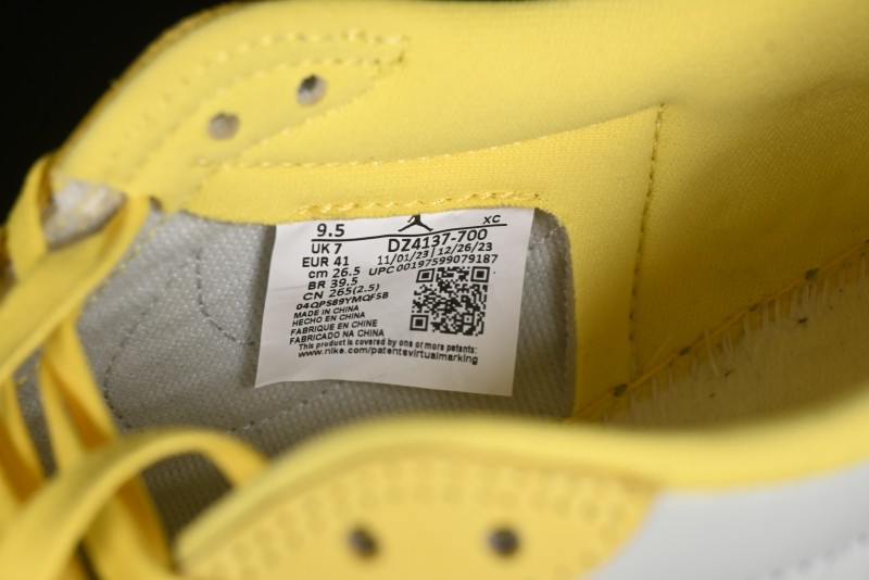 Nike Travis Scott x Air Jordan 1 Low OG AJ1 Collaboration Shoes with Reverse Swoosh - DZ4137-700