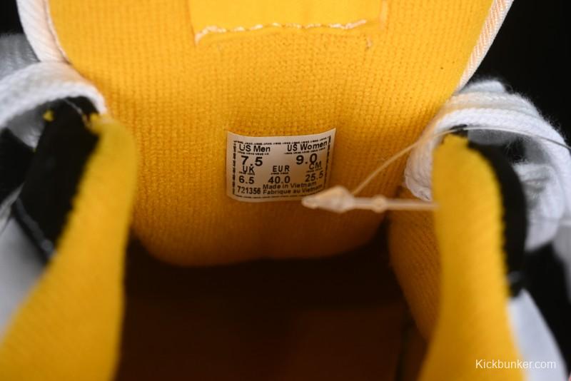 Vans Knu Skool Low-Top Retro Casual Vulcanized Slip-On Sneakers in Black White Yellow - VN000D6C6RJ