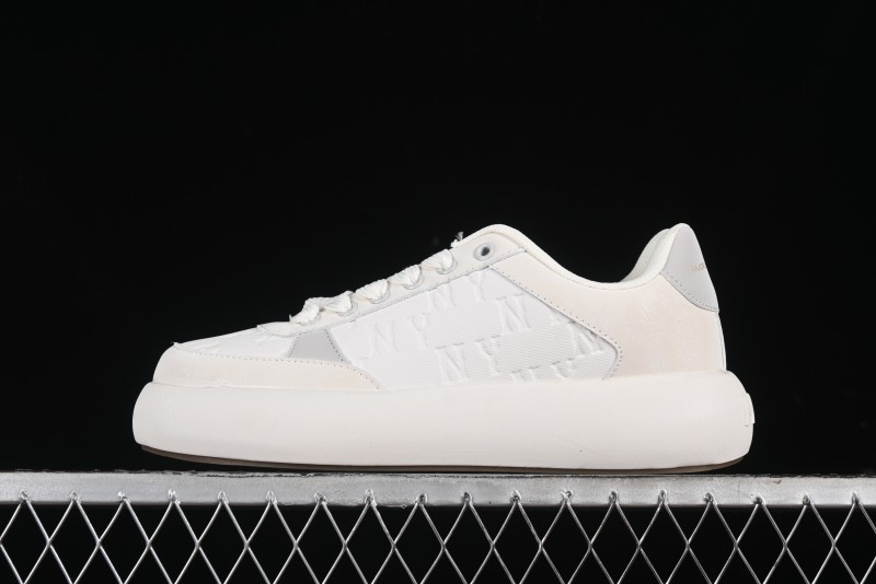 MLB Chunky Classic Base New York Yankees Lightweight Platform Casual Sneakers - 3ASXBMN4N50GRL