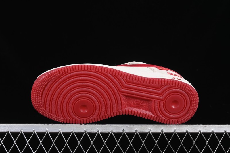 Nike Air Force 1 '07 Low Supreme Collaboration Year of the Snake Limited Edition Red Snake Swoosh Low-Top Casual Sneakers - HH7518-032