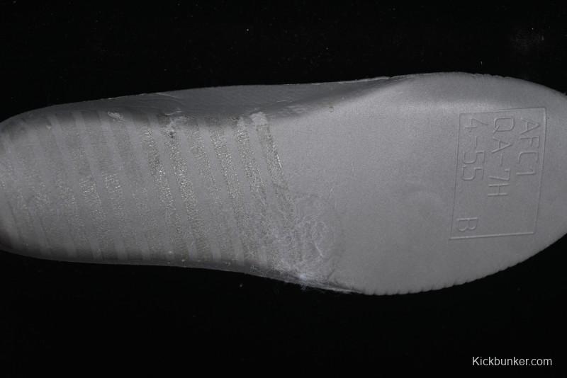 Nike Air Force 1 '07 Low Bugs Bunny Custom Casual Sneakers - BD7700-666