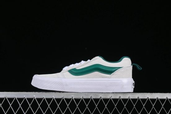 Vans Knu Skool Low-Top Retro Chunky Sneakers - VN000D6CJBG