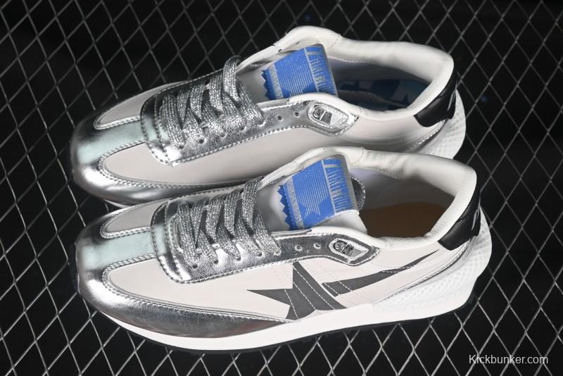 Golden Goose Marathon Comfortable Low-Top Lifestyle Sneakers in White Black Silver - H8D4