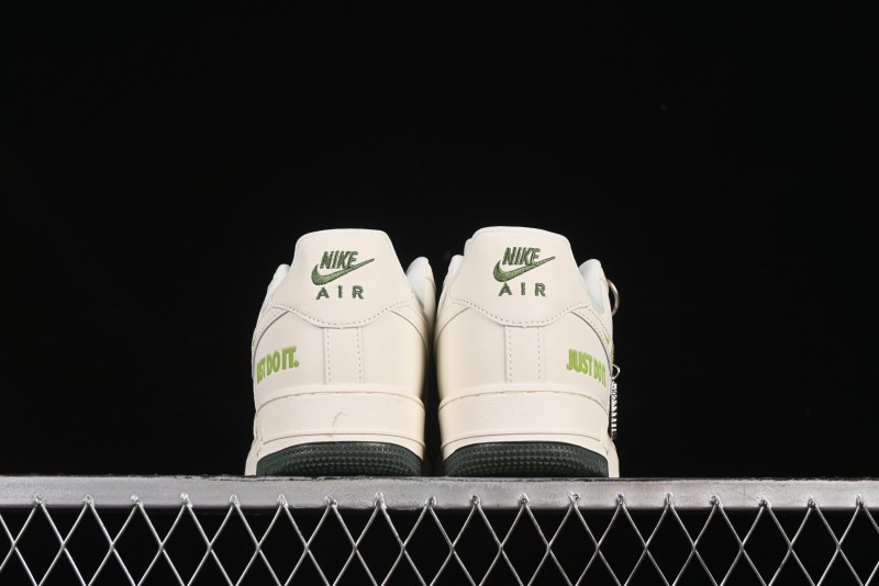 Nike Air Force 1'07 Low Just Do It Casual Sneakers with Full-Length Air Cushion - DF0188-056