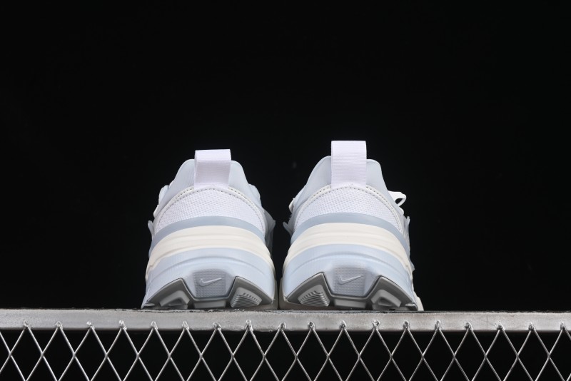 Nike Runtekk Run Retro Low-Top Running Shoes with Cushlon Midsole and Vintage Design - FD0736-009