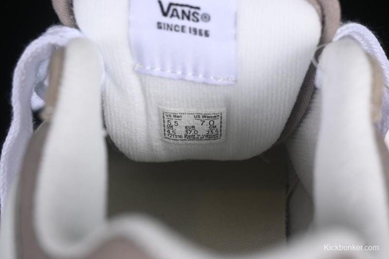 Vans Knu Skool Low-Top Retro Chunky Sneakers - VN000D6ZH2B