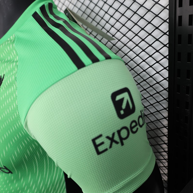 Player Version 25/26 Liverpool Green Goalkeeper Jersey