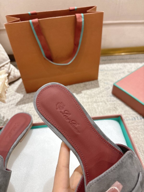 2025 Slippers LP Grey Suede Slippers LY00270