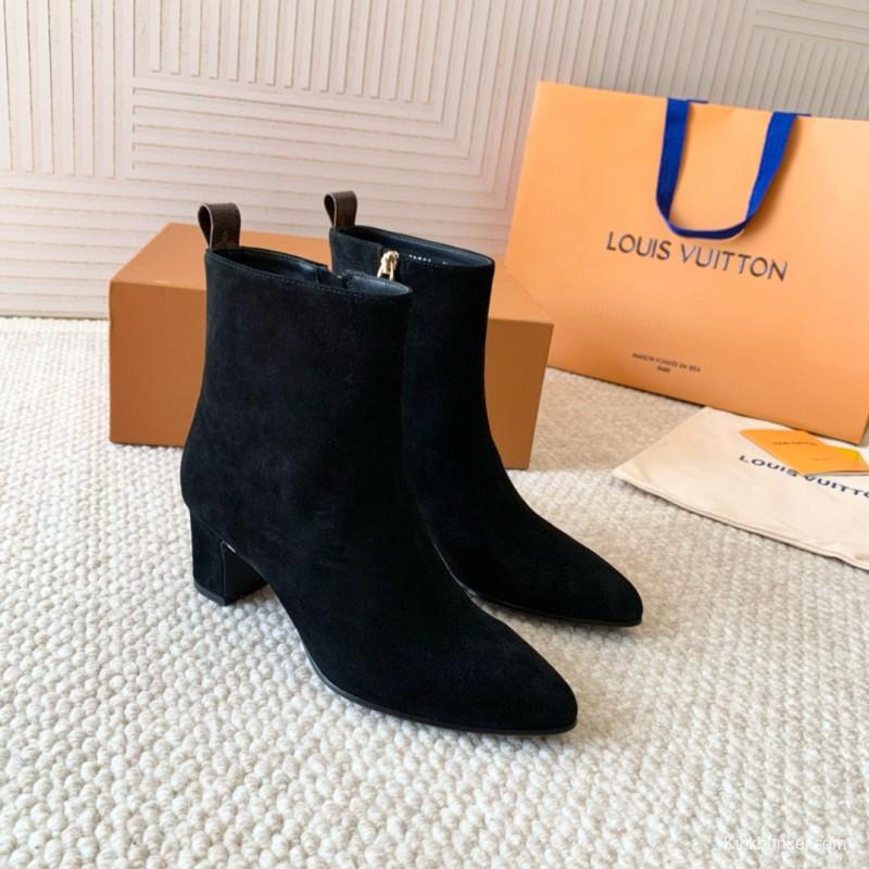 2024 Women Louis Vuitton black suede ankle boots