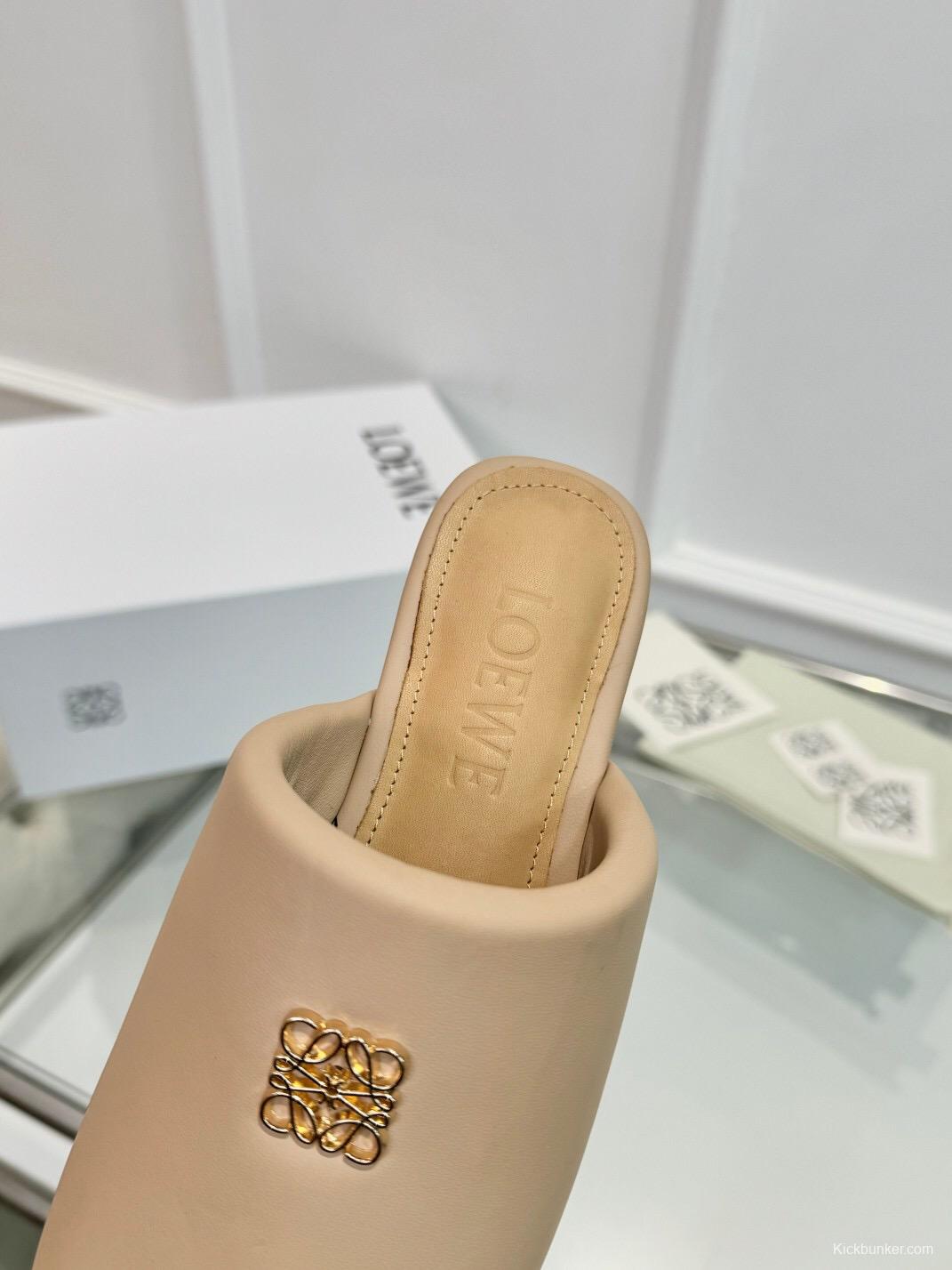 2025 Women Loewe Beige Leather Slippers LY00270