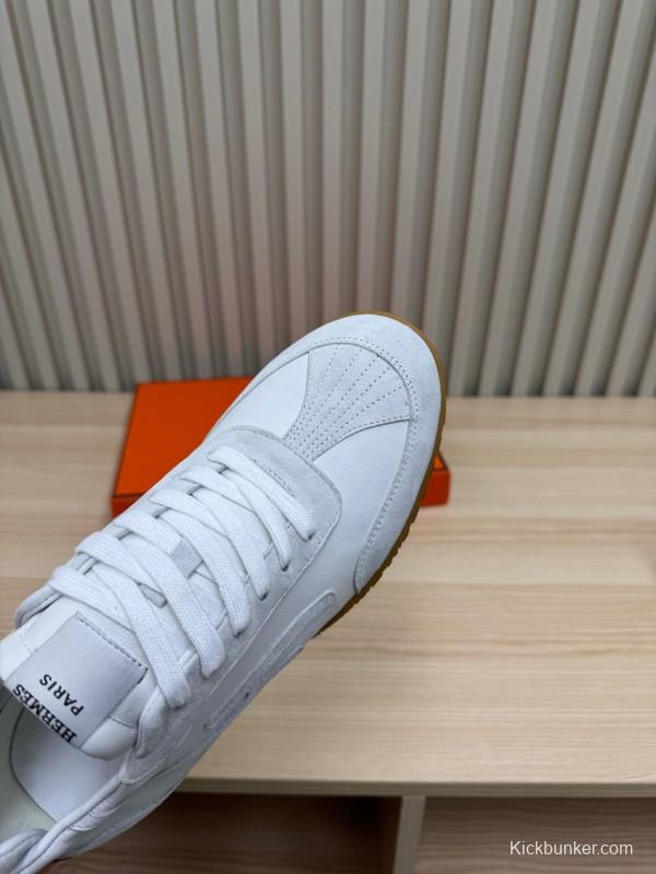 2025 Unisex Hermès White Suede Down Fabric Sneakers Top Version LY00310