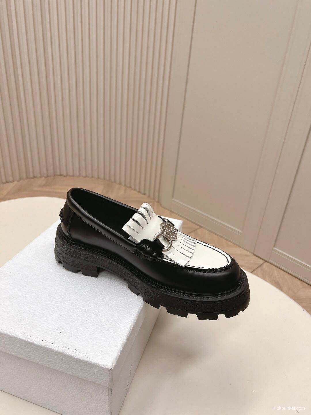2025 Women Dior Black White Leather Loafers Metal Buckle KFY00350