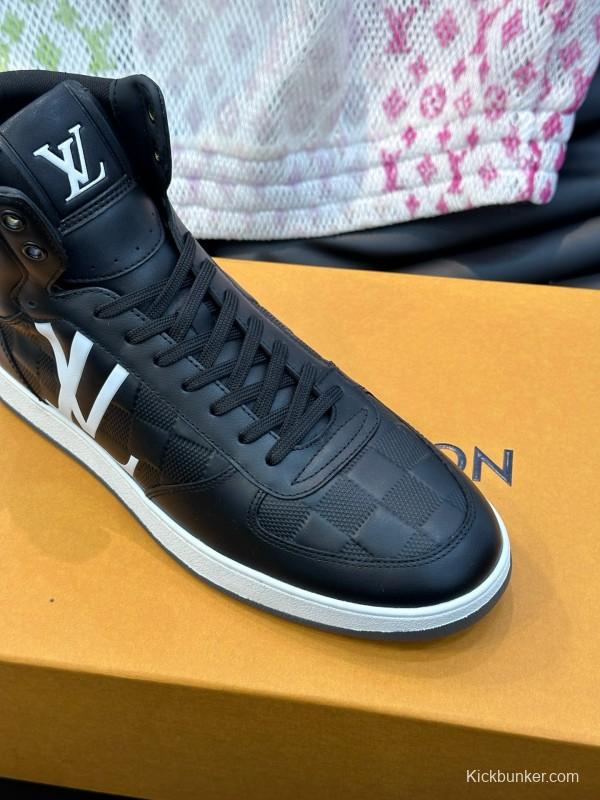 2024 Men Louis Vuitton Black White Leather High-Top Sneakers MJ00420