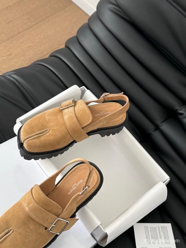 2025 Women MM6 Tan Suede Slingback Split-toe Shoes KFY00310