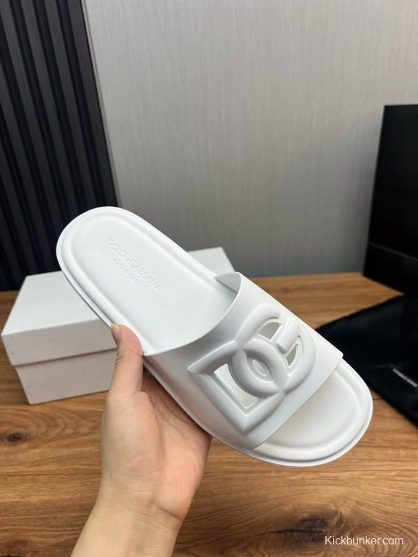 2025 Dolce & Gabbana White Rubber Slippers