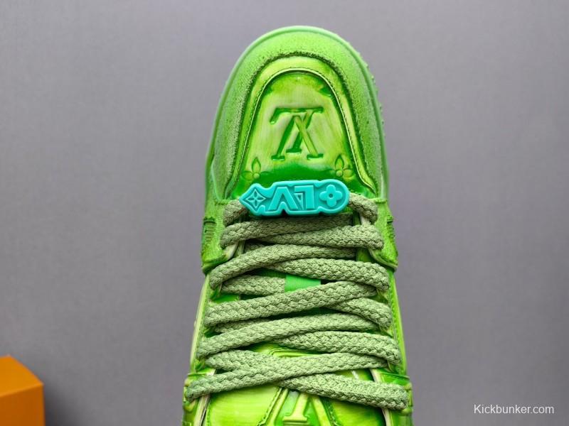 2025 Unisex Louis Vuitton Green Mesh Suede Trainer KFY00510