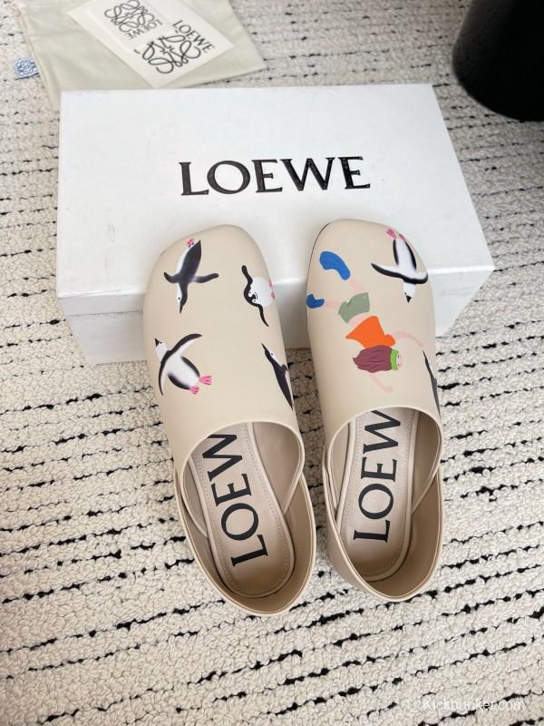 2025 Women Loewe Beige Lambskin Slippers Whale Pattern
