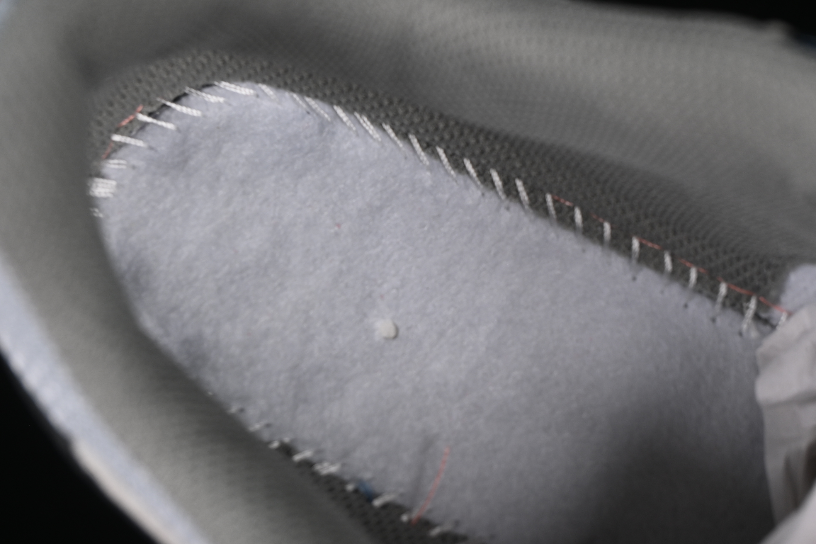 Nike Air Max 90 Retro Running Shoes with Air Cushion Technology - DM0029-005