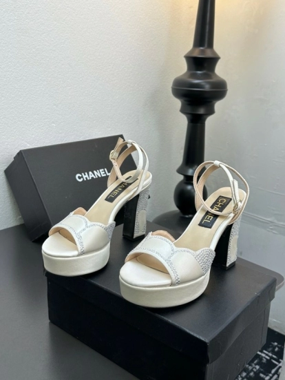 2025 Women Chanel White Leather Platform Sandals Beaded LY00320