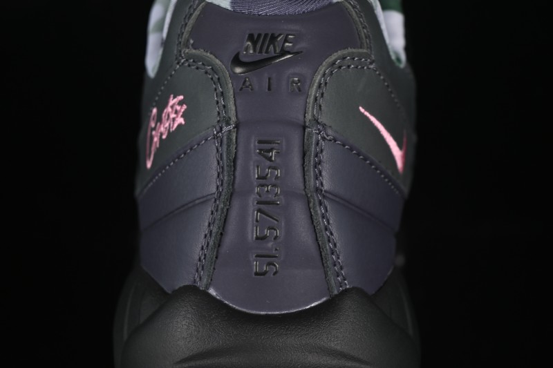 Nike Air Max 95 Retro Cushioned Running Shoes with Air-Sole Unit - FB2709-001