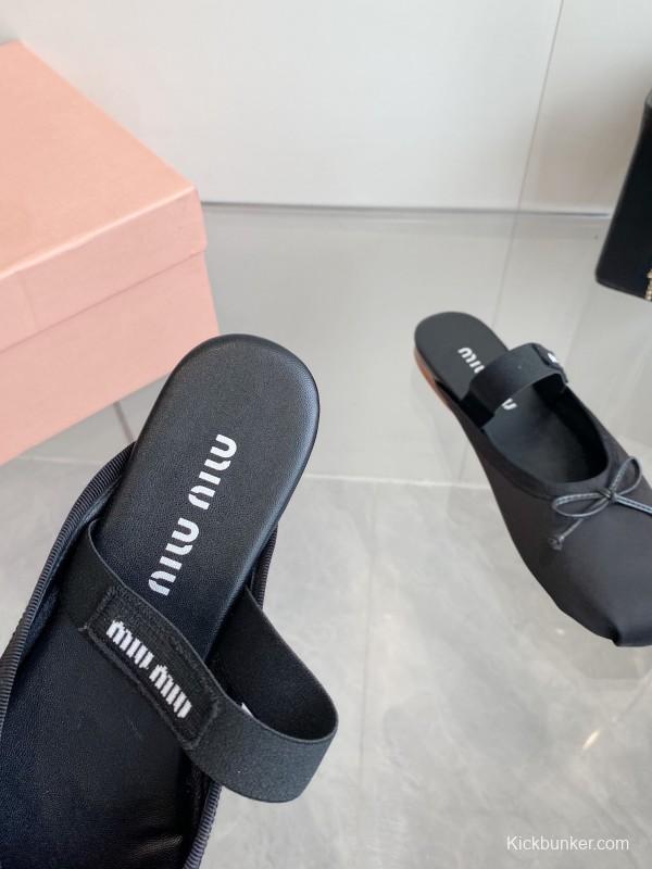 2025 Women Miu Miu Black Nylon Ballet Flats LY00380