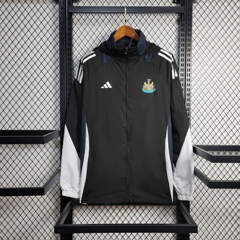 25/26 Newcastle United Jacket Black Windbreaker