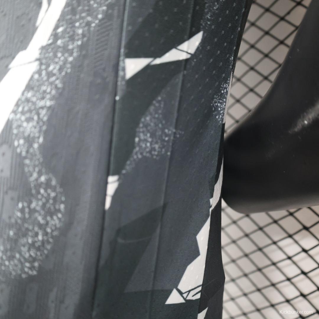 Player Version 25/26 FC 
Al-Ittihad Black with Abstract Camouflage Pattern Jersey