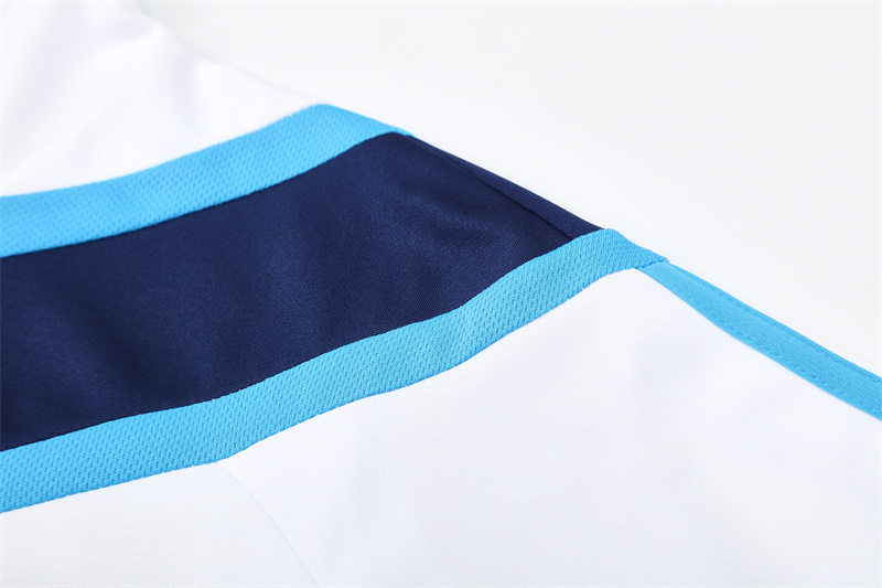 Retro 09/10 Real Madrid White Half Zipper Jacket