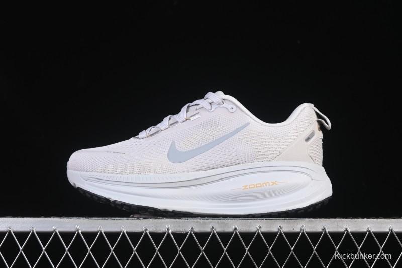 Nike Air Zoom Vomero 18 Cushioned Running Shoes - HM6803-009