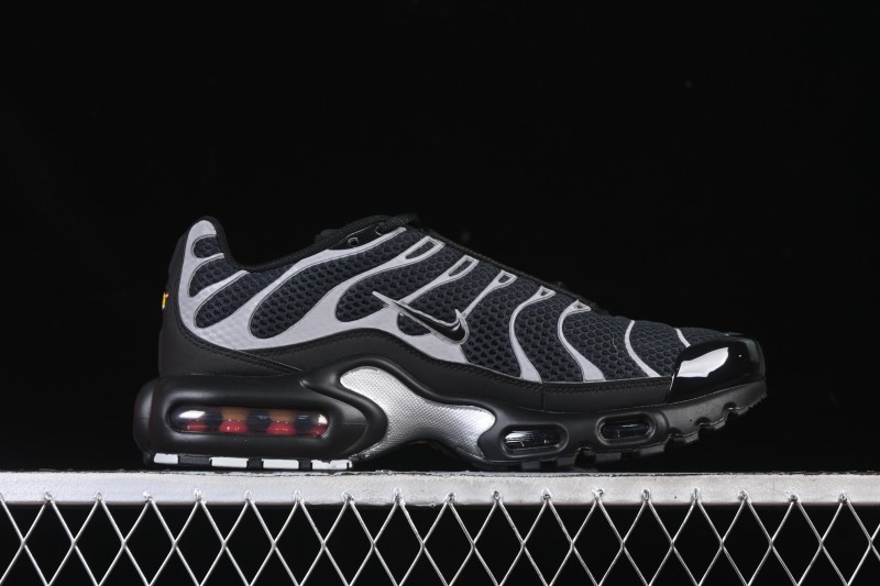 Nike Air Max Plus Retro Running Shoes with Air Cushion - HQ3029-001