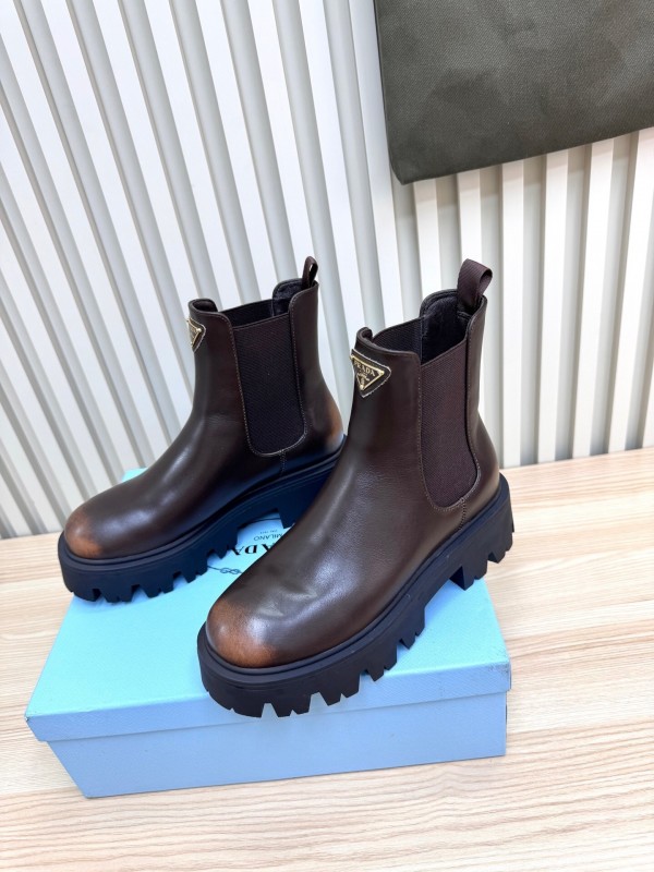 Prada Spring/Summer 2025 Platform Ankle Boots - LY0340