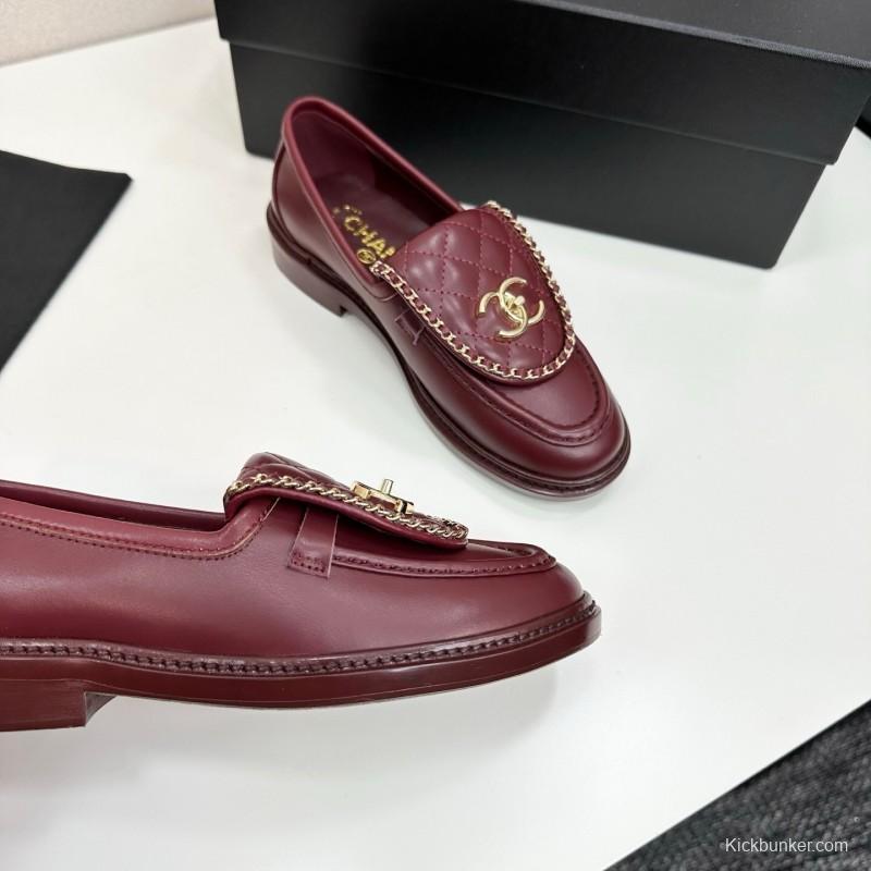 Chanel Classic Flap Chain CC Loafers with Buckle Closure - LY00320