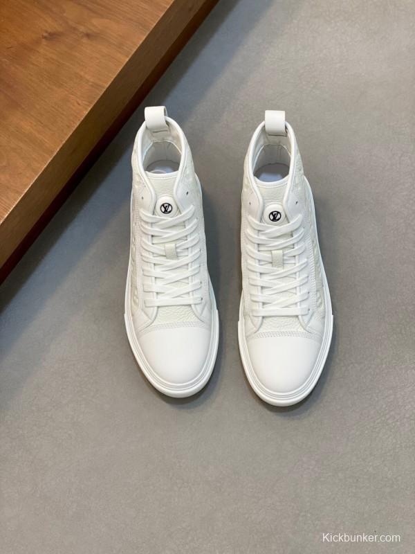 Adidas Originals Casual Sports Boots with High-End Leather Construction - KFY00460