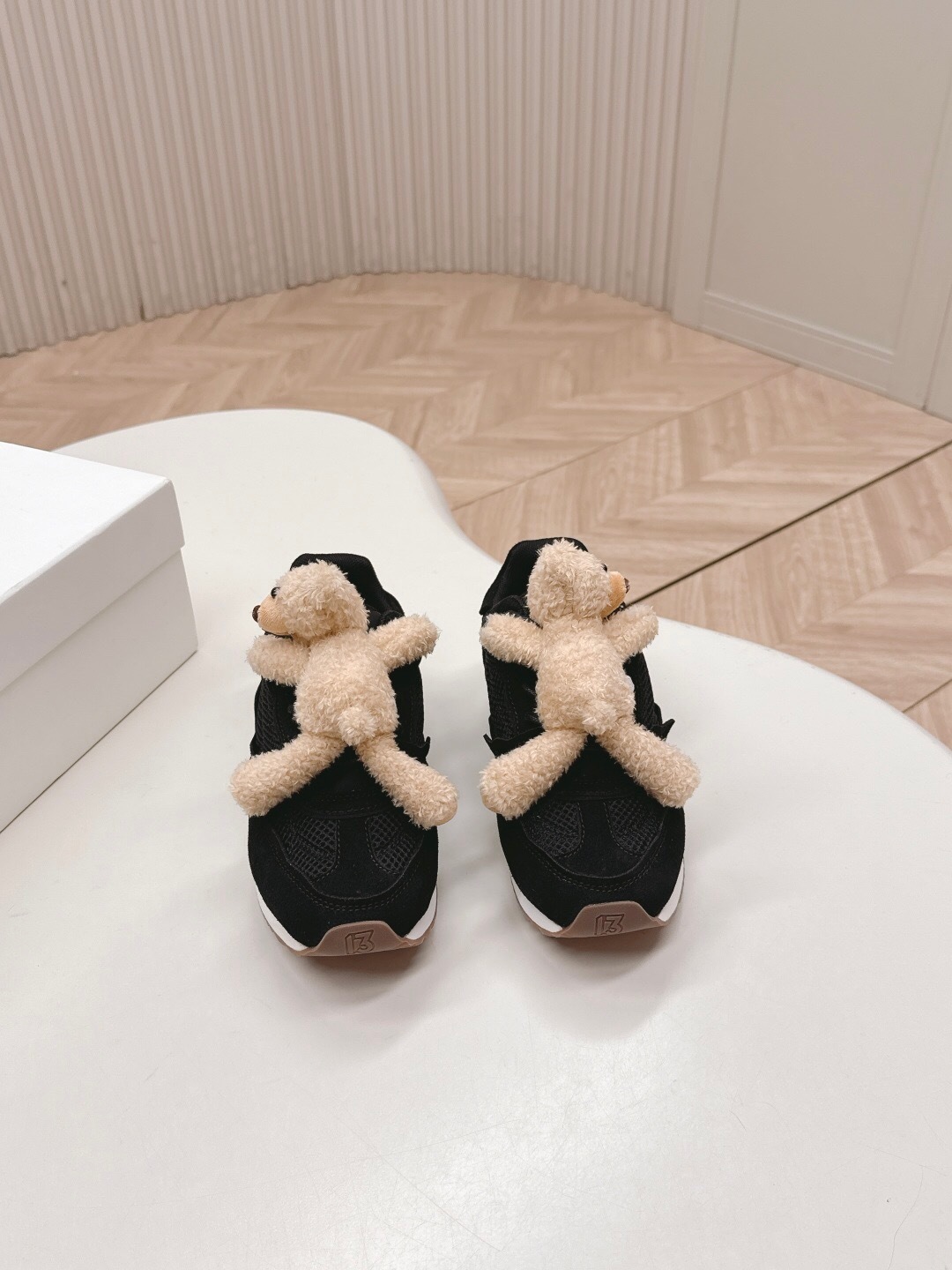 13DEMARZO Casual Series Round Bear Sneakers - LY00300