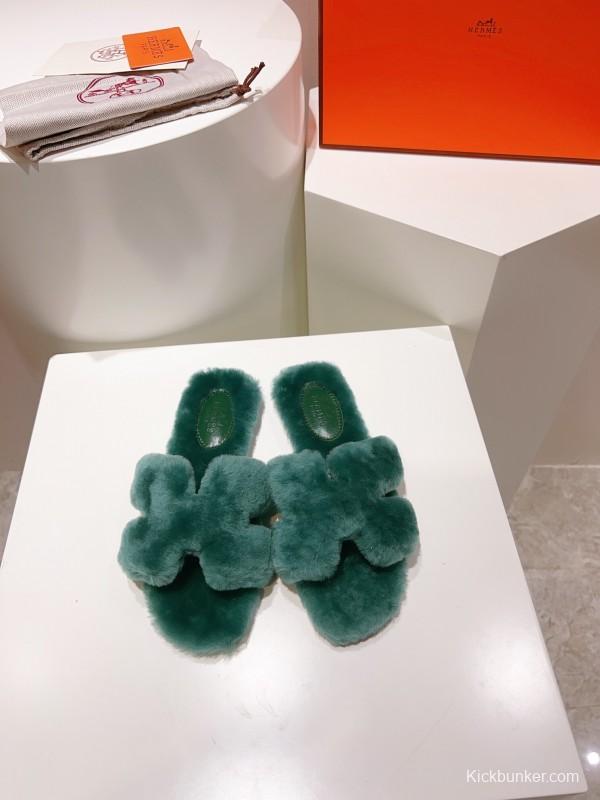Hermès Teddy Wool H Slippers Flat Sole Fur Slides - LY00240
