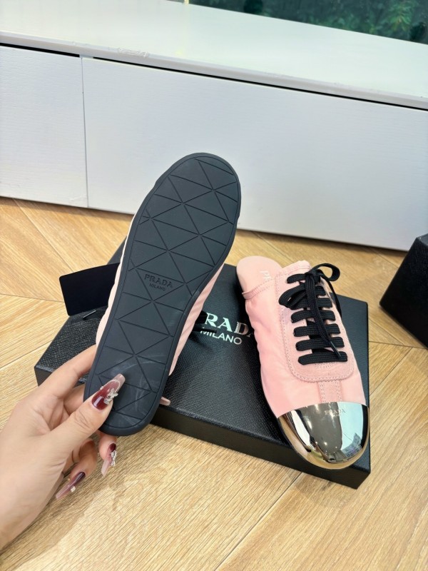 Prada 2025 SS Metal Toe Thin Sole Trainer Casual Shoes - LY00270