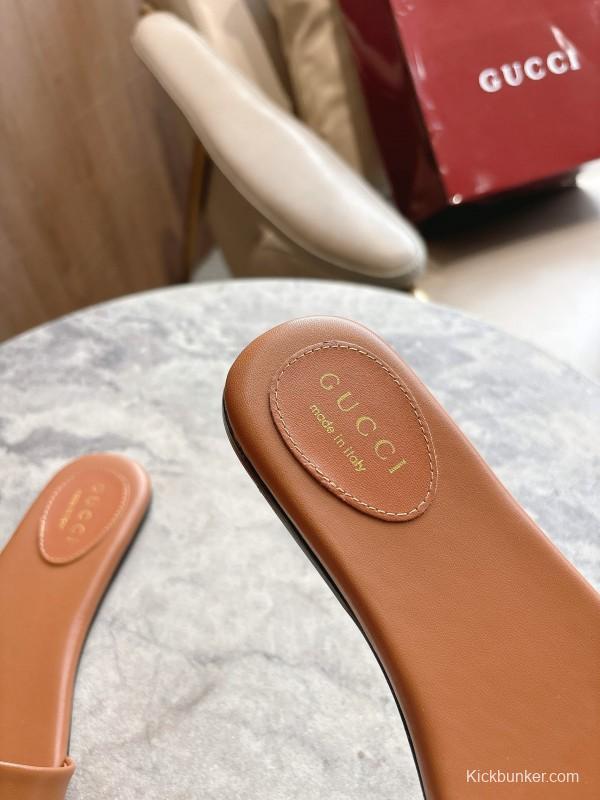 Gucci 8023-3 Leather Sandals with Light Gold Horsebit Detail