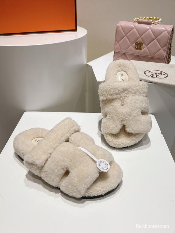 H Love Erjiu Full Wool Slippers with Wavy Fur Design - LY00270