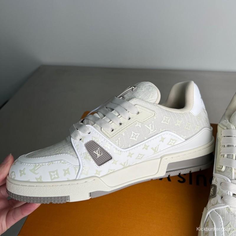 Louis Vuitton 2025 SS Replica Luxury Sneakers with Imported Calfskin and Signature Logo - YC